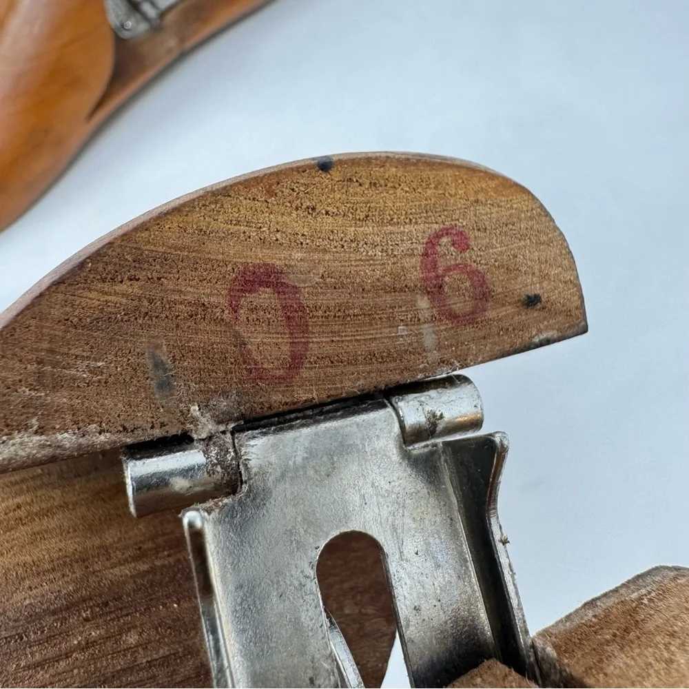 Vintage GUCCI Wooden‎ Shoe stretchers size 06 RARE